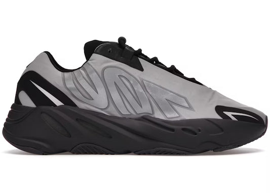 Yeezy 700 MNVN